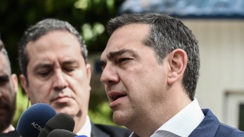 Ο Τσίπρας στήνει αφήγημα κυβερνητικής… παρένθεσης για να μείνει αρχηγός