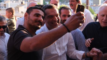 Εκλογές 2023 - Τσίπρας: αγκαλιά με τον Πολακισμό, σε απόσταση με τον… Πολάκη