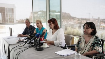 Πλεύση Ελευθερίας: σε δημόσιο διάλογο καλούν τη Ζωή οι «κομμένοι» υποψήφιοι