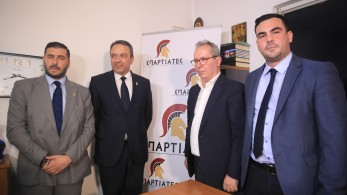Σπαρτιάτες: Τα «δικαιώματα» Κασιδιάρη στην κρατική επιχορήγηση Σπαρτιάτες: Τα «δικαιώματα» Κασιδιάρη στην κρατική επιχορήγηση