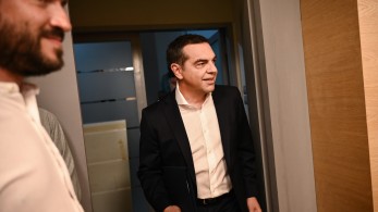 Στην καρέκλα με τη βοήθεια της... Μπέτυς