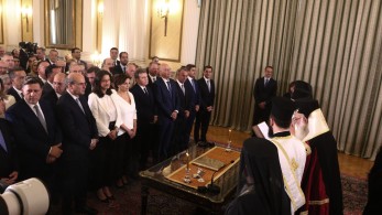 Πρώτη μέρα στη δουλειά για τους νέους υπουργούς