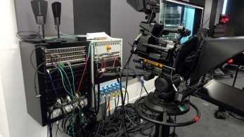 Φοροδιαφυγή 400.000 ευρώ από τηλεοπτικό παρουσιαστή - Δεν δήλωσε 12.000 αποδείξεις