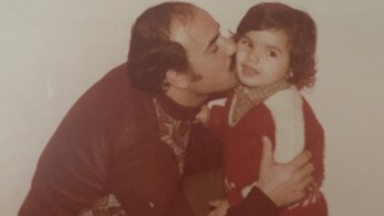 Αριστέα  Κοντόζογλου στο «Μανιφέστο»: Πατέρα, όταν κοιταζόμαστε στα μάτια, οι λέξεις σιωπούν!