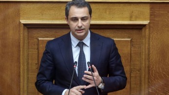 ΝΔ για επίθεση στο γραφείο του Μάξιμου Σενετάκη: Η Δημοκρατία μας δεν τρομοκρατείται και δεν εκβιάζεται