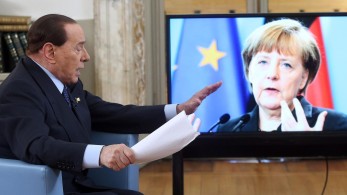 Όταν ο Μπερλουσκόνι έπαιζε κρυφτό με τη Μέρκελ