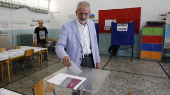 Ψήφισε ο υπηρεσιακός πρωθυπουργός Ιωάννης Σαρμάς