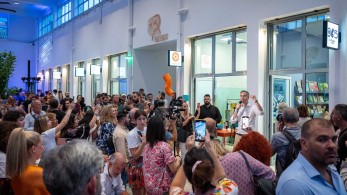 Δήμος Αθηναίων: η πόλη γιόρτασε την επαναλειτουργία της Δημοτικής Αγοράς Κυψέλης