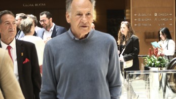 ΠΑΣΟΚ: ο Λαλιώτης επέστρεψε  και ξέχασε τα... μέτωπα