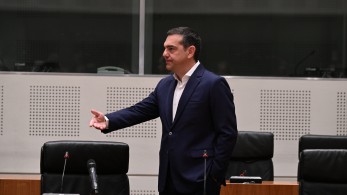 Ο Τσίπρας έφυγε και ο τελευταίος να κλείσει την πόρτα