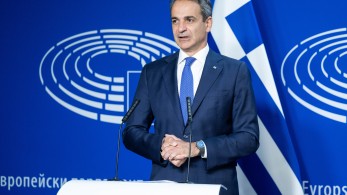 Μητσοτάκης στο Bloomberg: Οι γάμοι των ομόφυλων ζευγαριών θα γίνουν πραγματικότητα