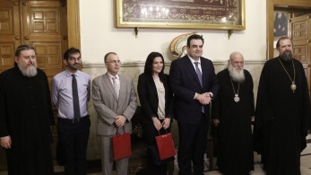 Πιερρακάκης: συνάντηση με Ιερώνυμο - «Συνεργασία με σεβασμό στους διακριτούς ρόλους»