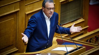 Μονομαχία Φάμελλου-Ανδρουλάκη σε μιζέρια και λαϊκισμό Μονομαχία Φάμελλου-Ανδρουλάκη σε μιζέρια και λαϊκισμό