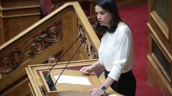 Ψήφος αποδήμων - Νίκη Κεραμέως: Ορόσημο για τη δημοκρατία η υπερψήφιση του νομοσχεδίου