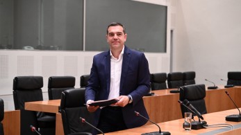 Παραίτηση Τσίπρα: οι αντιδράσεις στον ΣΥΡΙΖΑ - «Γενναίος» Παραίτηση Τσίπρα: οι αντιδράσεις στον ΣΥΡΙΖΑ - «Γενναίος»