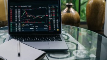 Χρέος Ελλάδας: μειώθηκε κάτω από 170% του ΑΕΠ - πρωταθλήτρια στην ΕΕ η χώρα