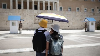 Καύσωνας: πότε υποχωρεί η θερμοκρασία - Η πρόβλεψη του Σάκη Αρναούτογλου