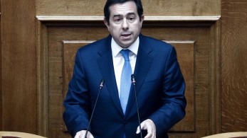 Προγραμματικές δηλώσεις - Μηταράκης: Τον Σεπτέμβριο οι νέες ταυτότητες