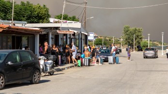 Έκκληση του Εμπορικού Συλλόγου Ρόδου να ανοίξουν τα Mini Market για την εξυπηρέτηση των τουριστών