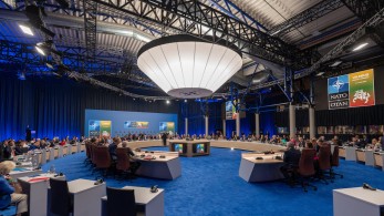 Σύνοδος Κορυφής ΝΑΤΟ: σύντομο τετ α τετ Δένδια-Ερντογάν