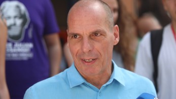 Παραίτηση Τσίπρα / Βαρουφάκης: Καθιστά επιτακτικότερη την ανασύνταξη προοδευτικών δυνάμεων Παραίτηση Τσίπρα / Βαρουφάκης: Καθιστά επιτακτικότερη την ανασύνταξη προοδευτικών δυνάμεων
