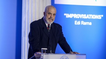 Πρόκληση Έντι Ράμα: Σουρεαλιστική εμφάνιση της Ελλάδας σε ζήτημα αλβανικής δικαιοσύνης