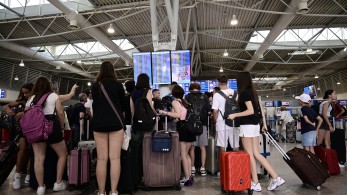 Καλοδεχούμενοι οι τουρίστες, αλλά με σεβασμό τους κατοίκους