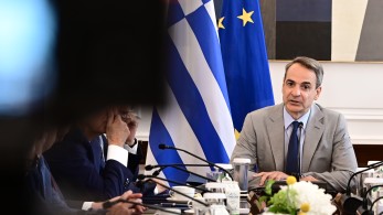 Σύσκεψη για τις φωτιές στο Μαξίμου: ενισχύεται η Πολιτική Προστασία - Κυρώσεις στους δήμους