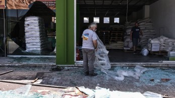 Φωτιές: επιστρέφουν στα σπίτια τους οι κάτοικοι της Νέας Αγχιάλου