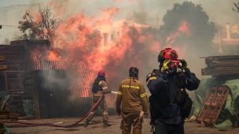 Ευρωπαϊκή Επιτροπή για τις φωτιές: «Ελλάδα, δεν είσαι μόνη, σε στηρίζουμε» Ευρωπαϊκή Επιτροπή για τις φωτιές: «Ελλάδα, δεν είσαι μόνη, σε στηρίζουμε»