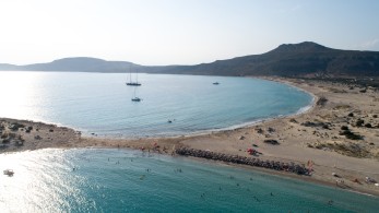 Το ελληνικό νησί που κερδίζει συνεχώς τους λάτρεις της φύσης