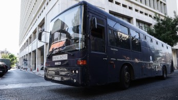 Προφυλακιστέος ο 45χρονος που είχε συλληφθεί για τη φωτιά στον Αυλώνα