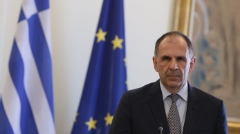 Πυρετώδεις διπλωματικές κινήσεις από Γεραπετρίτη