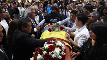 Ισημερινός: Πλήθος κόσμου στην κηδεία του δολοφονηθέντος προεδρικού υποψηφίου