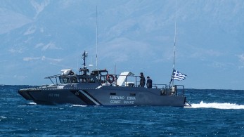 Χειροπέδες σε γυναίκα στη Ρόδο, χρέωνε 20 ευρώ τη μέρα μετανάστες να μείνουν σπίτι της Χειροπέδες σε γυναίκα στη Ρόδο, χρέωνε 20 ευρώ τη μέρα μετανάστες να μείνουν σπίτι της