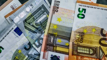 Ξεπάγωμα τριετιών: πώς μεταφράζεται η ανακοίνωση του πρωθυπουργού - Οι αυξήσεις στους μισθούς Ξεπάγωμα τριετιών: πώς μεταφράζεται η ανακοίνωση του πρωθυπουργού - Οι αυξήσεις στους μισθούς
