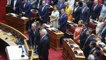 ΣΥΡΙΖΑ-ΠΑΣΟΚ: Διαγωνίζονται για τον καλύτερο… λαϊκιστή