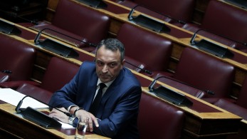 Σπαρτιάτες: με το ένα πόδι εκτός Βουλής - Οσονούπω κυβερνητικές πρωτοβουλίες Σπαρτιάτες: με το ένα πόδι εκτός Βουλής - Οσονούπω κυβερνητικές πρωτοβουλίες