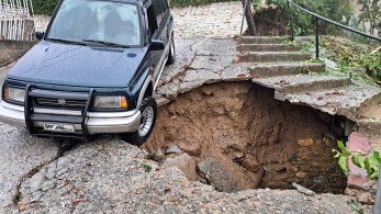 Δραματική η κατάσταση σε Βόλο και Πήλιο: 4 αγνοούμενοι - Χωρίς νερό η πόλη - Αποκλεισμένα χωριά