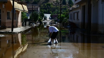 Θαμμένα στη λάσπη χωριά της Θεσσαλίας - Έκκληση για φάρμακα, φαγητό και νερό