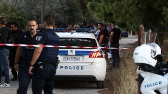 Πυροβολισμοί στη Λούτσα: σκοτεινά σημεία στο μικροσκόπιο της ΕΛΑΣ
