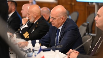 Αυστηρό μήνυμα Δένδια στην Τουρκία
