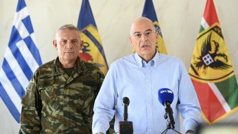 Στην 1η Στρατιά στη Λάρισα ο Νίκος  Δένδιας: το «ευχαριστώ» στις Ένοπλες Δυνάμεις