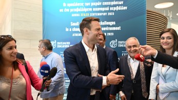 Κασσελάκης σε Κουρέτα: «Θα είσαι το πρότυπο του νέου περιφερειάρχη Θεσσαλίας»