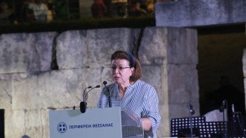 Λίνα Μενδώνη: Διαρκές εδώ και 200 χρόνια το αίτημα για τα γλυπτά του Παρθενώνα