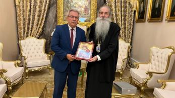 Επίσκεψη του υποψηφίου δημάρχου Καλαβρύτων Θανάση Κανελλόπουλου στον μητροπολίτη Πειραιώς Σεραφείμ