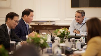 Συνάντηση Μητσοτάκη-επιχειρηματιών από Νότια Κορέα στο Μαξίμου - Πολλά πεδία κοινού ενδιαφέροντος