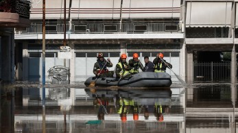 Αγωνία για τους 6 αγνοούμενους στη Θεσσαλία - Στους 11 οι νεκροί