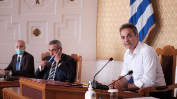 Ο Κυριάκος Μητσοτάκης θα μιλήσει στην παρουσίαση του νέου βιβλίου του Δημήτρη Τσιόδρα