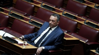 Σπαρτιάτες: μαίνεται ο εσωκομματικός εμφύλιος - Κοινή δήλωση 11 βουλευτών κατά Στίγκα Σπαρτιάτες: μαίνεται ο εσωκομματικός εμφύλιος - Κοινή δήλωση 11 βουλευτών κατά Στίγκα